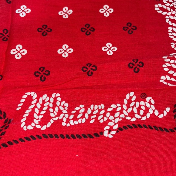 Vintage wrangler bandanna never worn - Picture 3 of 3